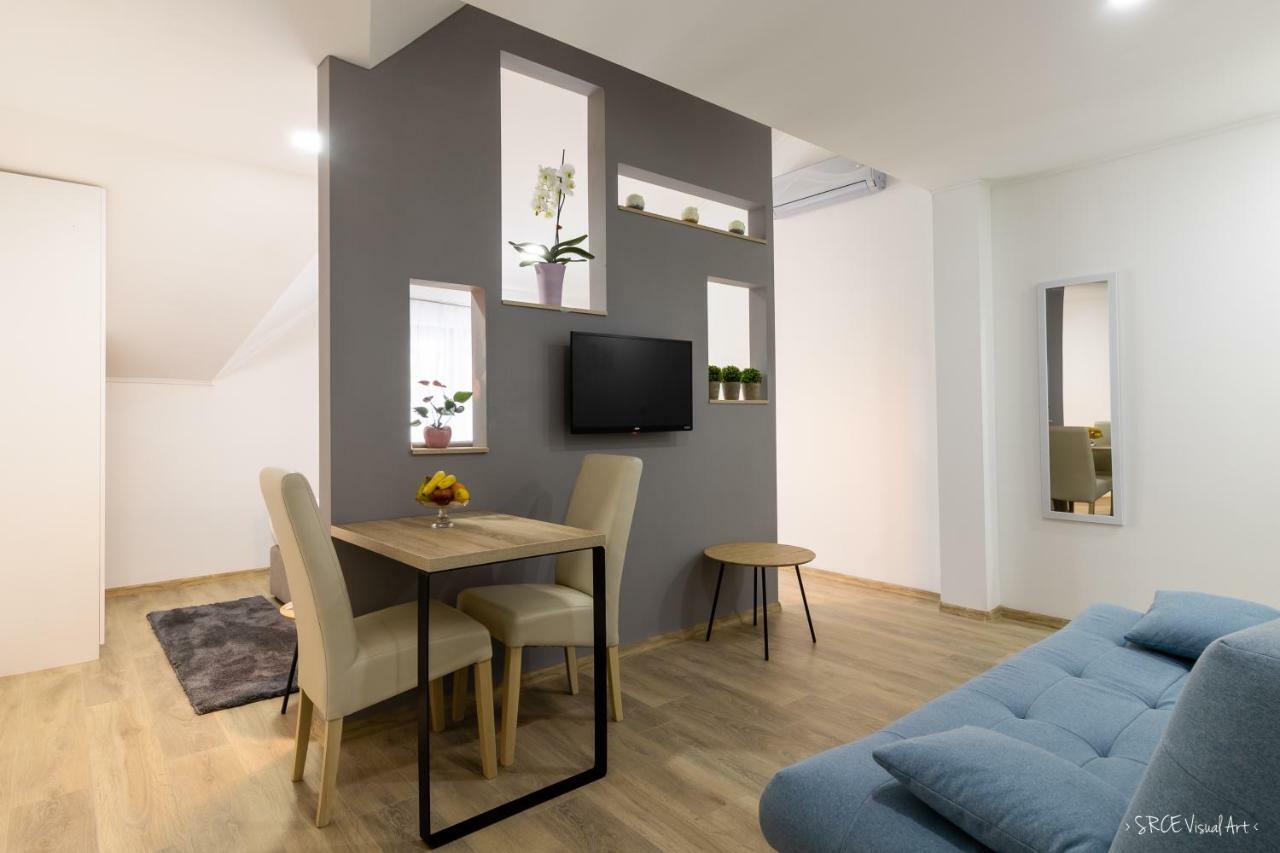 Apartmani Gundulic Όσιγιεκ Εξωτερικό φωτογραφία